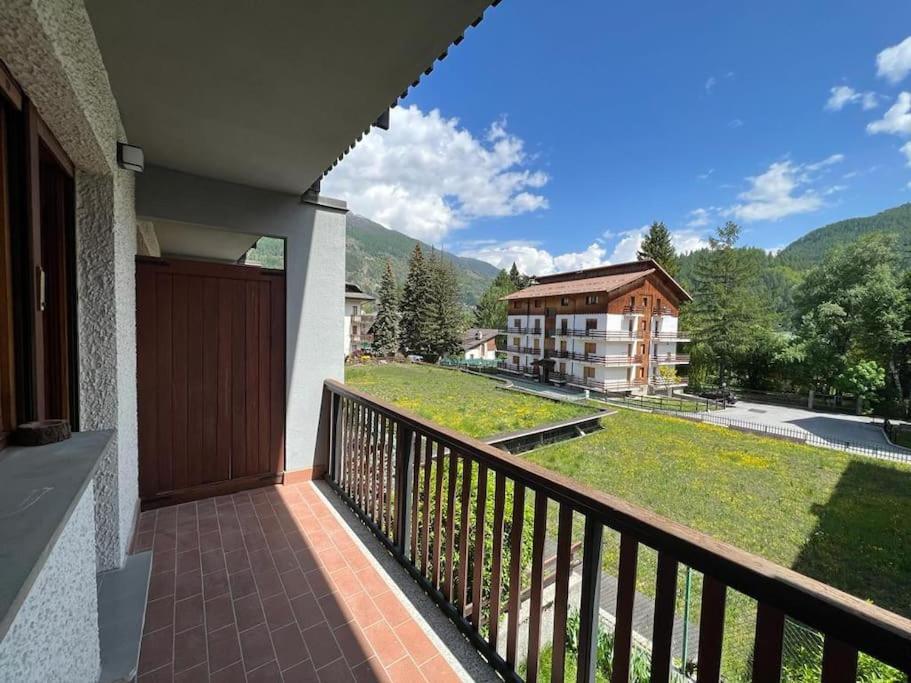 Апартаменты Relax In Montagna Бардонеккия Экстерьер фото